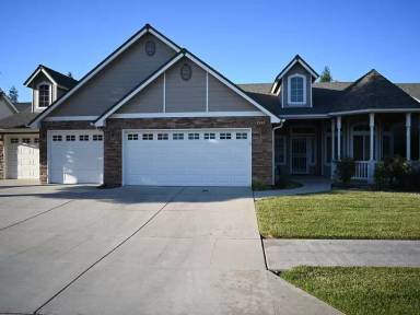 Main picture of 434 W Lester Ave