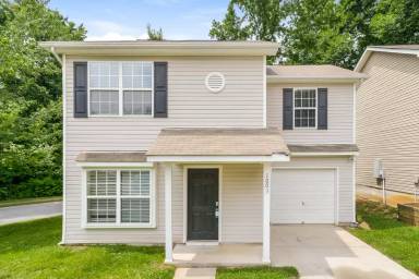 Main picture of 1003 Korp Rd