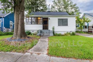 Main picture of 62 Hutchins St