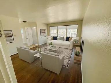 Main picture of 10005 S San Pedro St