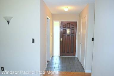 Main picture of 951 Palisade Dr