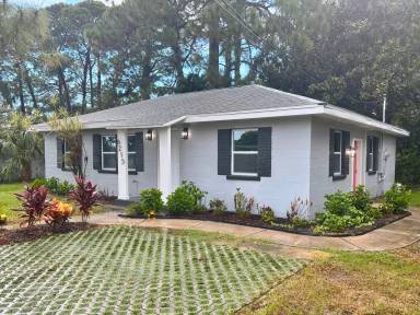 Main picture of 6215 58th Ave N