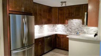 Main picture of 430 Zang St