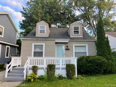 Main picture of 2115 Barrett Ave
