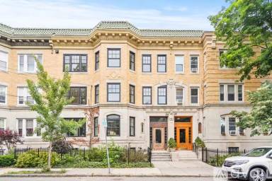 Main picture of 128 Longwood Ave