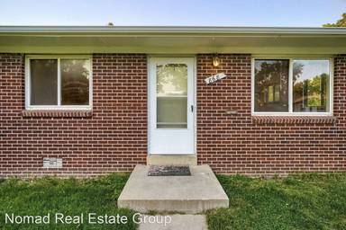 Main picture of 868 W Prentice Pl