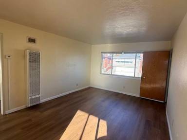 Main picture of 311 Carlston St