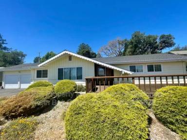 Main picture of 82 Valley View Dr