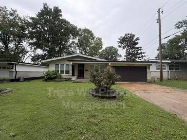 Main picture of 10805 Landseer Dr