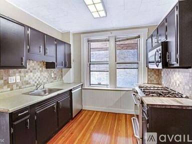 Main picture of 1783 Massachusetts Ave