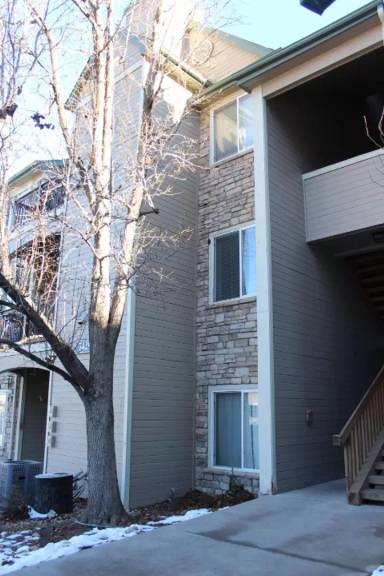Main picture of 7429 S Alkire St