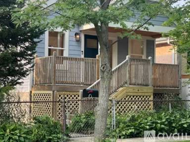 Main picture of 3008 W 109th St