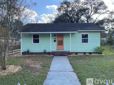 Main picture of 2213 Hawthorne St
