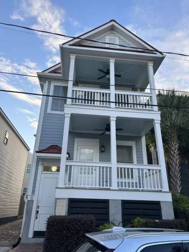 Main picture of 109 Hanover St