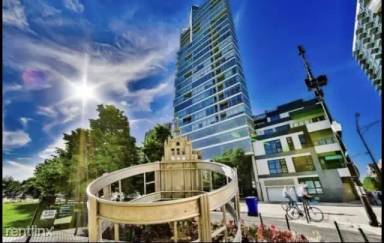 Main picture of Erie On The Park