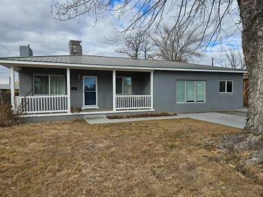 Main picture of 1249 N Chaco Ave