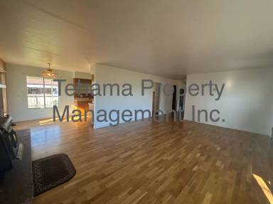 Main picture of 10337 State Highway 99E