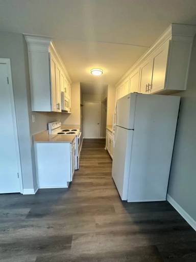 Main picture of 7576 Bellehaven Dr