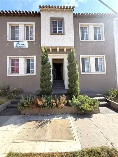 Main picture of 464 W Cowles St