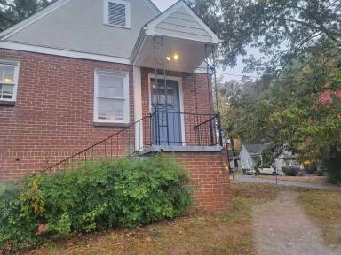 Main picture of 1364 Carnegie Ave