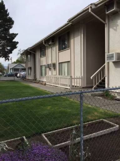Main picture of 216 W 2nd Ave