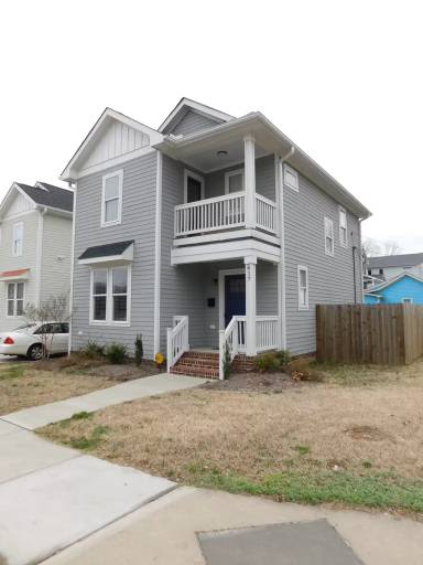 Main picture of 617 E Lenoir St