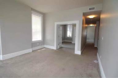 Main picture of 6919 Michigan Ave