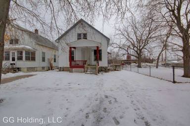 Main picture of 609 Rose Ln