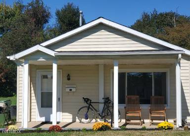 Main picture of 4020 Bay Rd