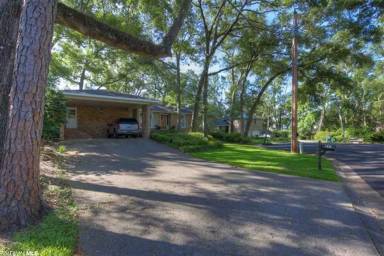 Main picture of 453 Ivy Cir