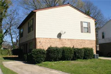 Main picture of 6212 Geneva Way