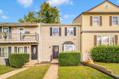 Main picture of 310 Harry S Truman Dr
