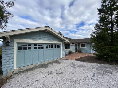 Main picture of 845 Viewridge Dr