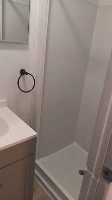 Main picture of 418 East Ave
