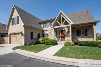 Main picture of 1826 E Cottonwood Glen Ct