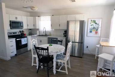 Main picture of 2403 Davidson Rd