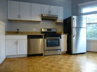 Main picture of Prime Castro Remodeled Full Floor 3bd Flat w/ W/D and More!