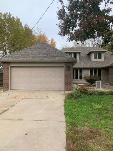 Main picture of 3201 W Hanover Dr