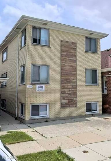 Main picture of 1409 S Central Ave