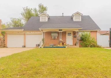 Main picture of 1612 Gale