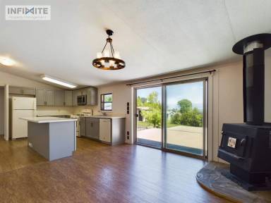 Main picture of 38 S Mission Way