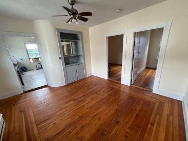 Main picture of 15 Poplar St