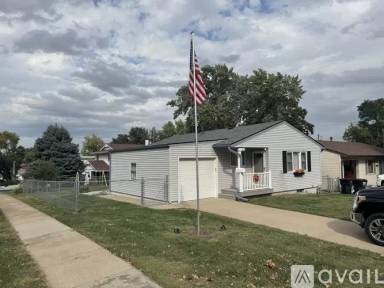 Main picture of 518 W Sherman St