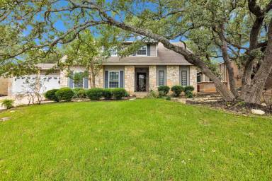 Main picture of 15327 Pebble Height St
