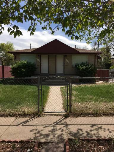 Main picture of 3832 N Clay St