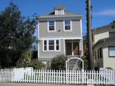 Main picture of 944 Virginia St