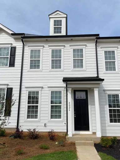 Main picture of 8026 Jacey Way