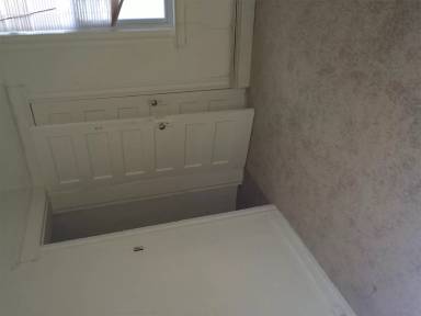 Main picture of 86 Montgomery Ave
