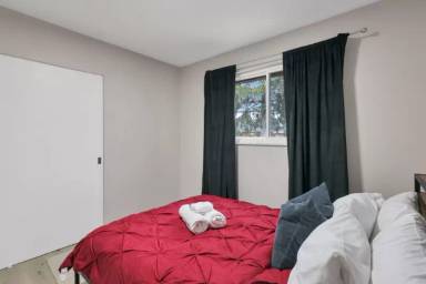 Main picture of 1833 Berkeley Rd