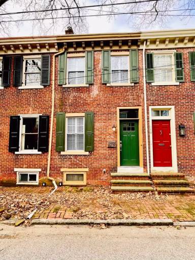Main picture of 212 S Darlington St